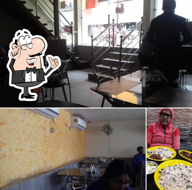 Ice cream parlour is distinguished by interior and dining table