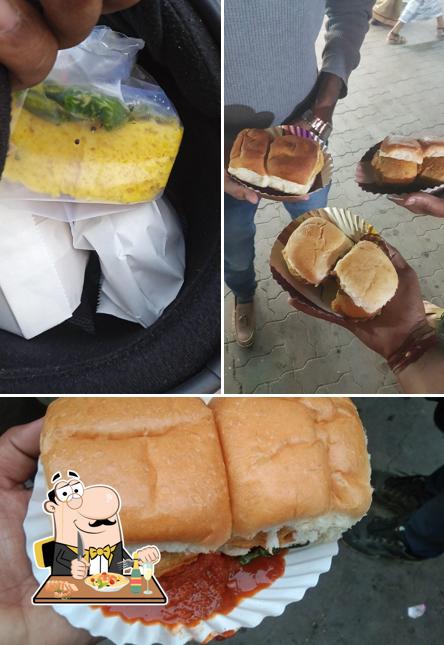 Vada pav at Ghugare Nasta Point