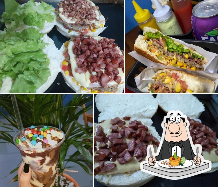 Comida em Parada Obrigatoria Dog's e Lanches