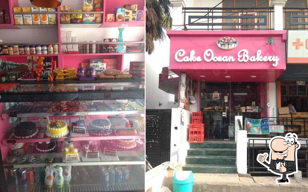 Here's a pic of Cake Ocean Bakery