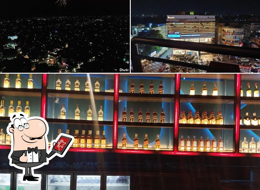 You can get some fresh air at the outside area of Dhunki