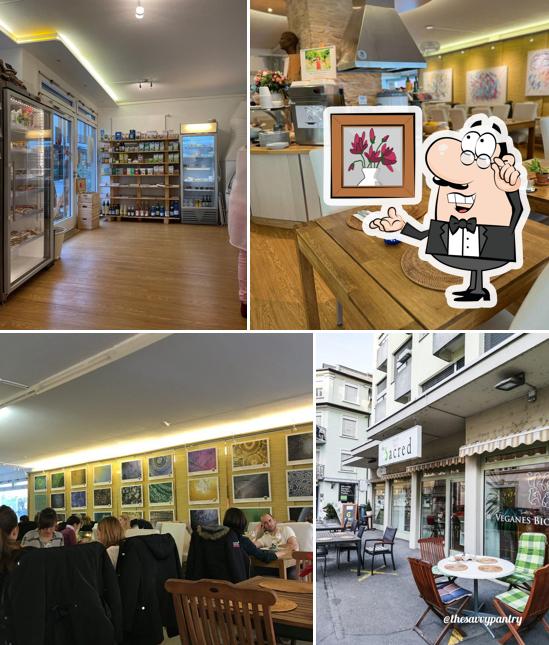 Siediti a un tavolo di Vegelateria the Sacred