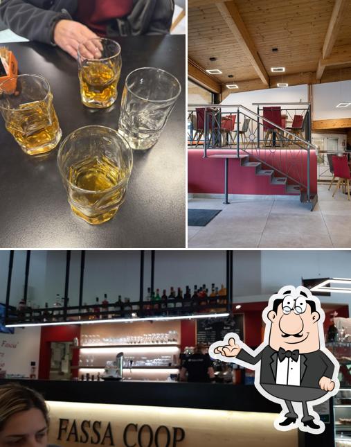 Siediti a un tavolo di BAR Fassa Coop