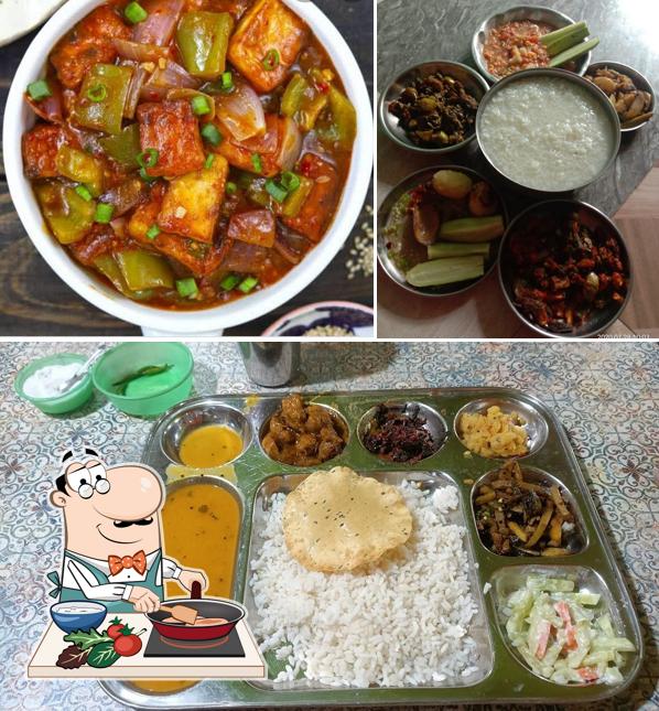 Chicken curry at Chhappan Bhog