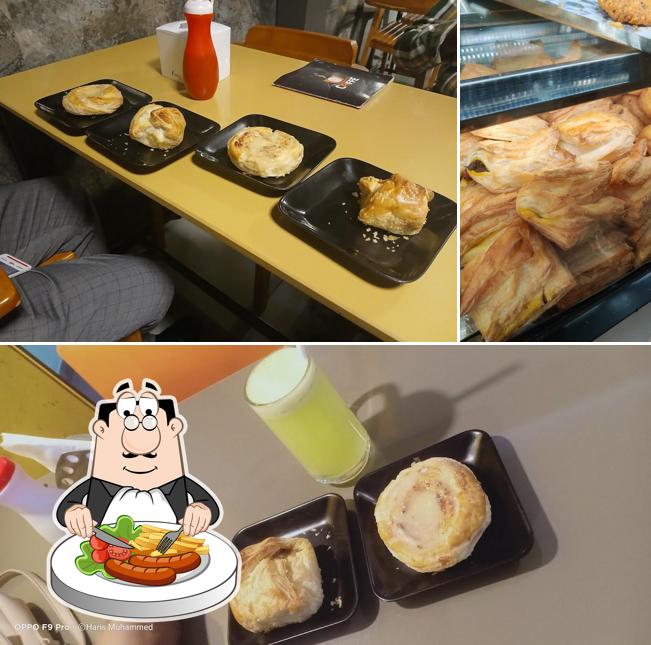 Food at Jaya Bakery