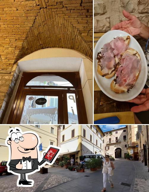 Gli esterni di Pizzeria Rosticceria Julia Ristoro Julia Ristoro Sas di Menichini Maria Rita