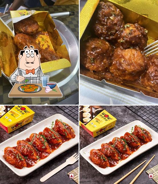 Chicken wings at Wow! Momo