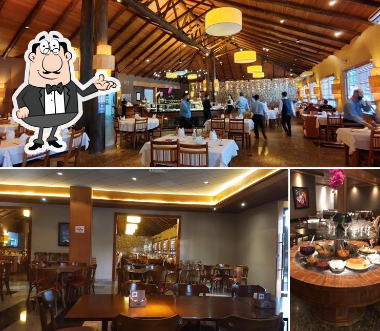 O interior do Bovinu'S Churrascaria Lapa