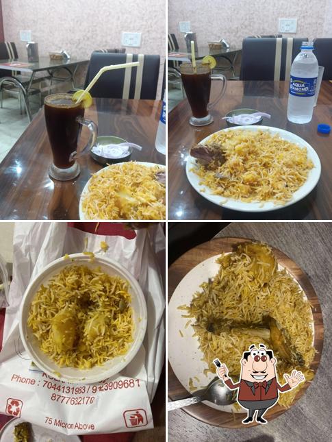 Food at Dada Boudi Restaurant - Kalighat