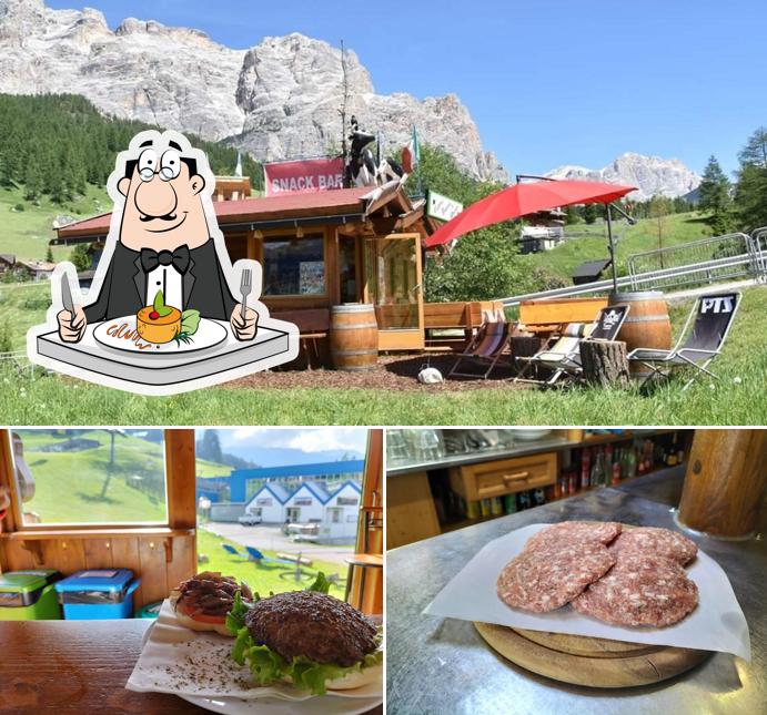 La immagine della cibo e interni di Nando's kiosk
