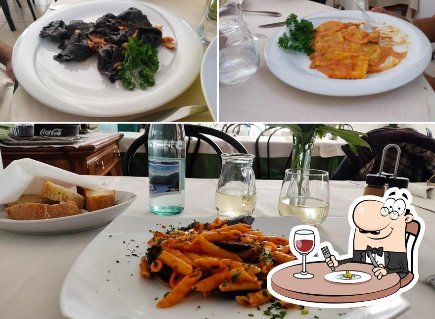 Platti al Trattoria Vittoria