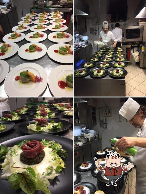 Platti al John’s Restaurant