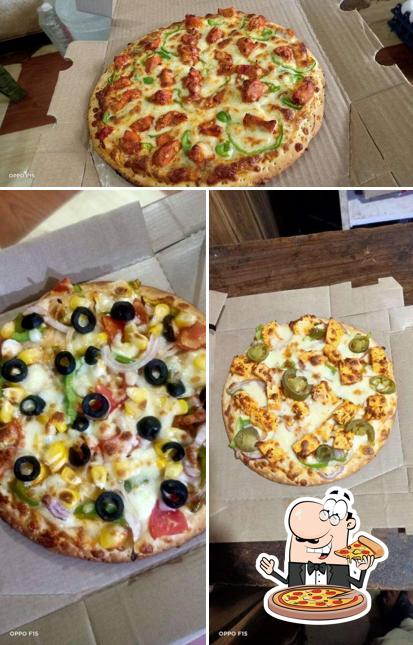 Pick different variants of pizza