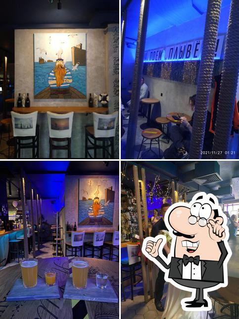 Installez-vous à l'une des tables de Moryak i Chaika