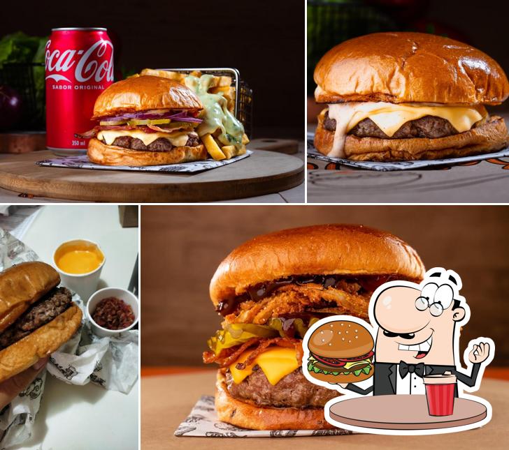 Peça um dos hambúrgueres servidos no Hamburgeria Best Food Burguer