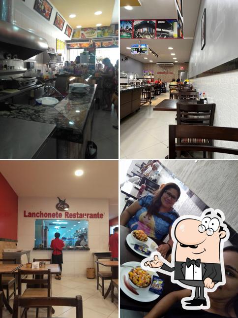 O interior do Açaí Paulista