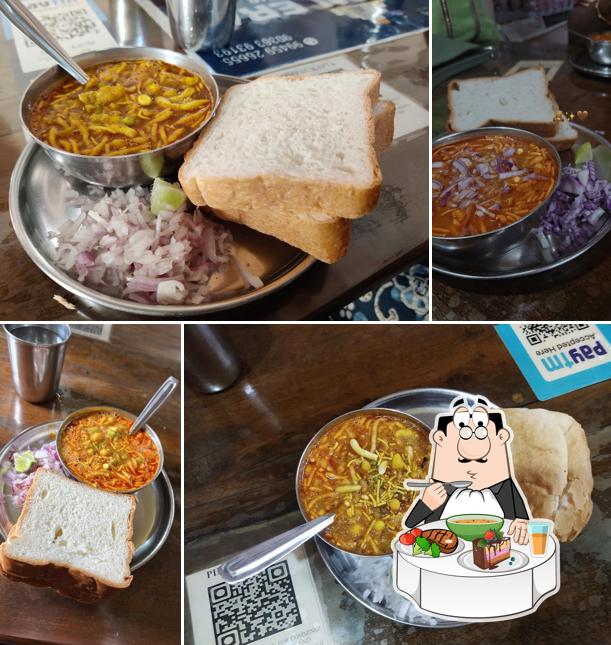 Hot and sour soup at Pimple Katta Misal