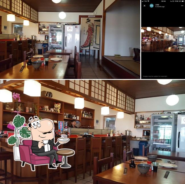 O interior do Restaurante Furusato