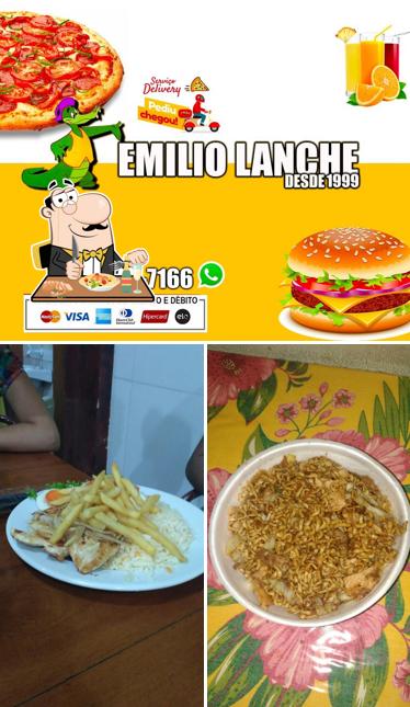 Almofada tailandesa em Emílio Lanche