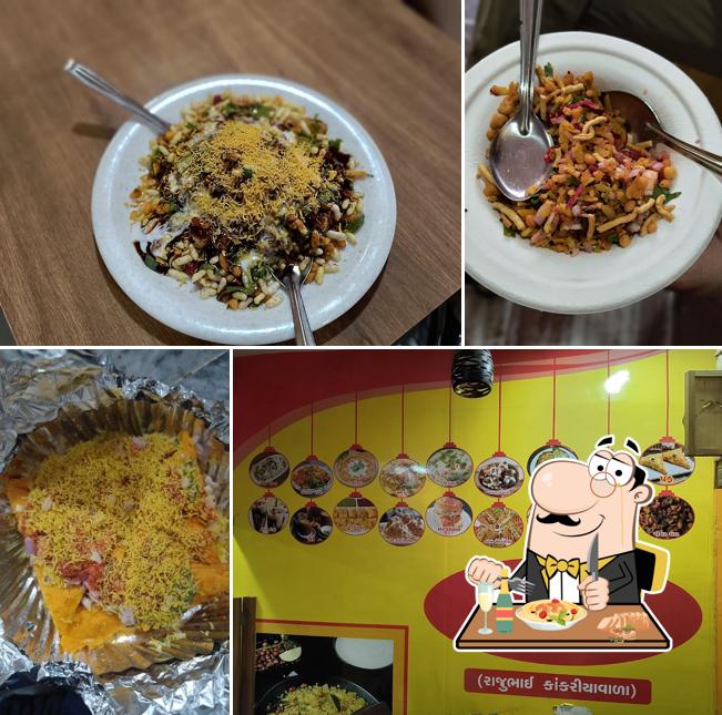 Chaat at Raju Pauva House