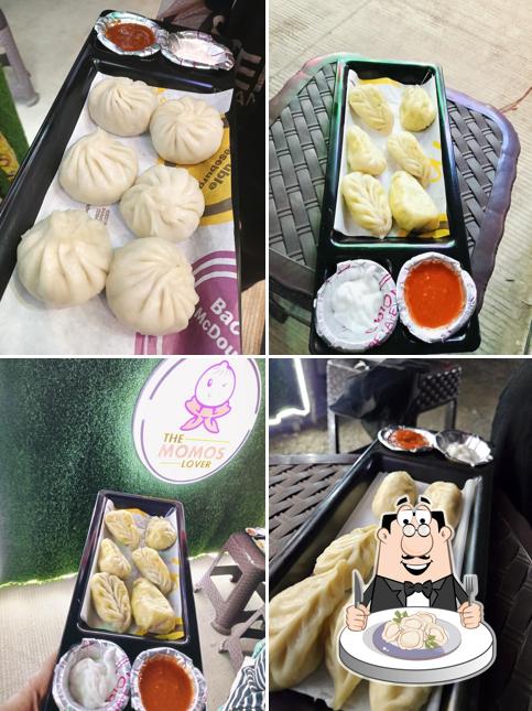 Dumplings at The Momo'S Lover'