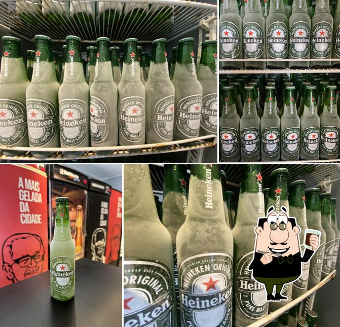 Desfrute de um drinque no Belga Beer