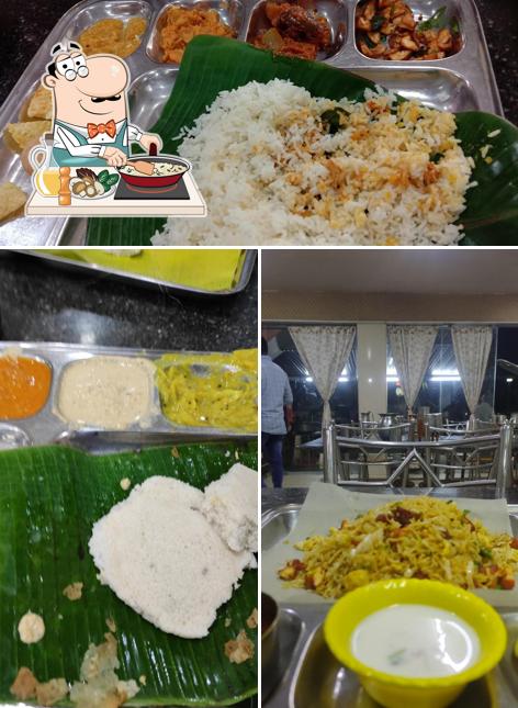 Fried rice at Srinivasa Tiffin Centre