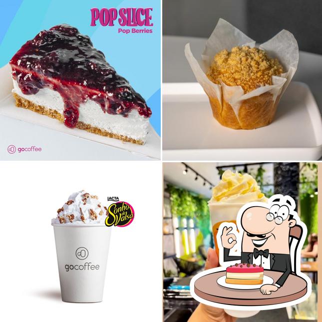 Bolo de queijo em Go Coffee Curitibano