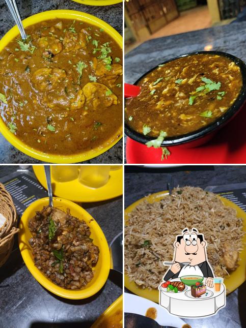 Hot and sour soup at KUDIL DHABHA