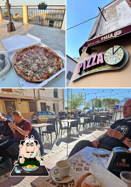 Questa è la immagine che mostra la cibo e esterno di Altro Che Pizza Di Tofano Salvatore