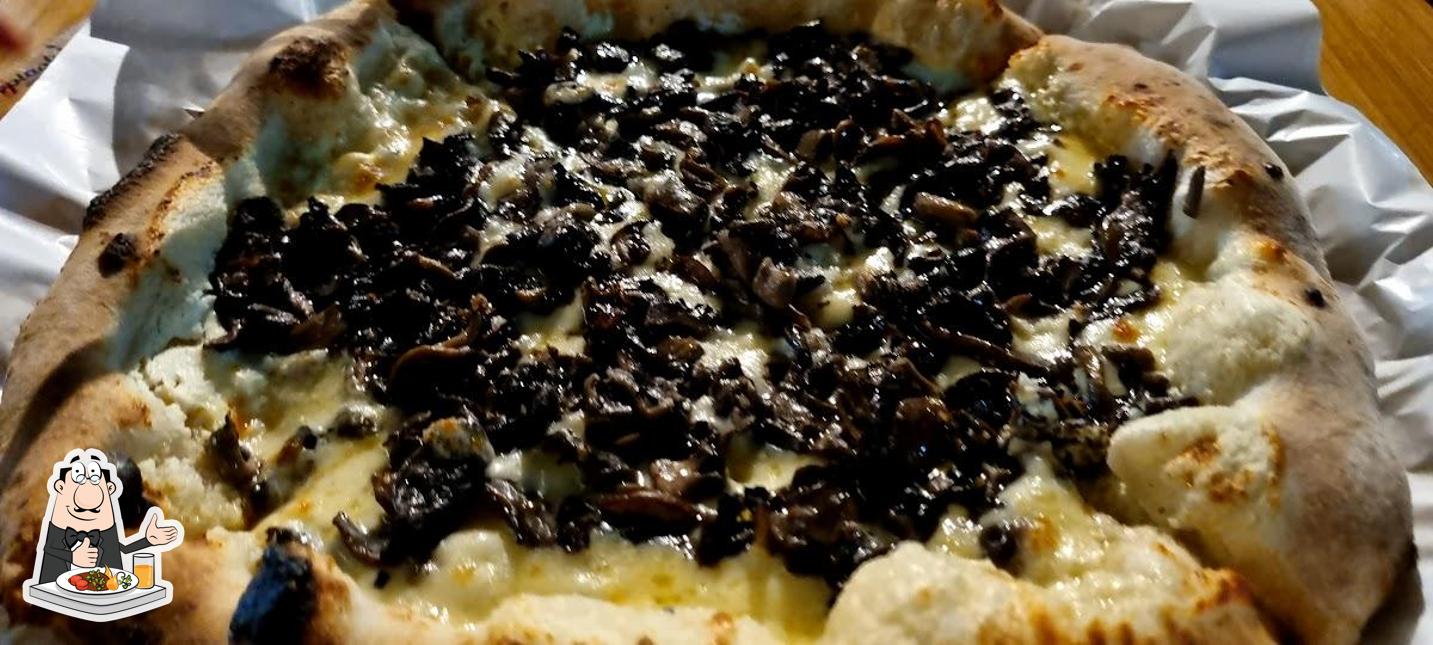 Platos en Ducka Pizza