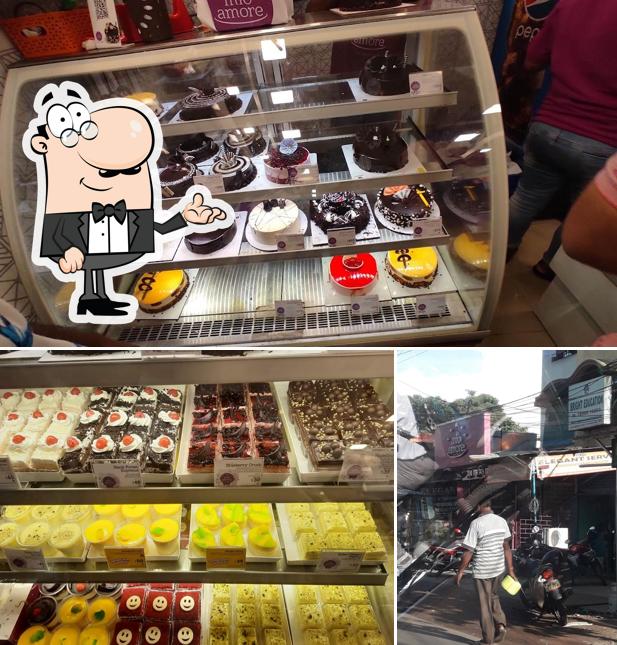 The interior of Mio Amore - The Cake Shop (Birati More)
