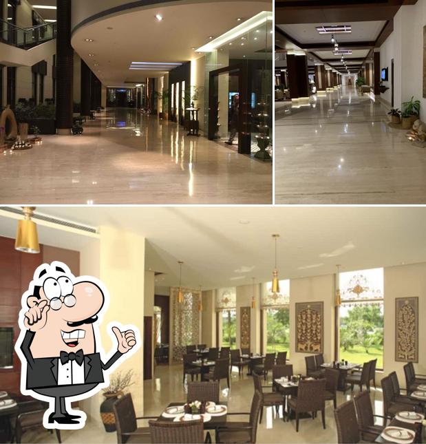 Check out how Matrix Bar & Lounge - Jaypee Greens Golf & Spa Resort looks inside