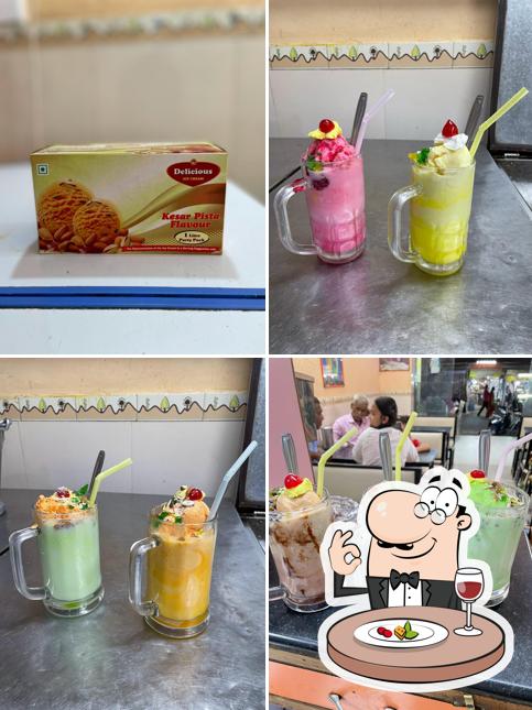 Chocolate mousse at Khau Galli Or Choupati