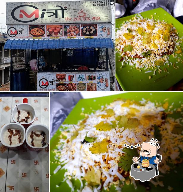 Food at Miत्रों The gup_sup अड्डा