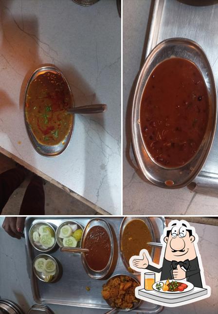 Food at Kale Da Dhaba