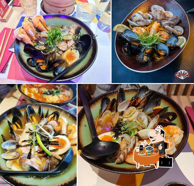 Cozze al Clamour Noodle house