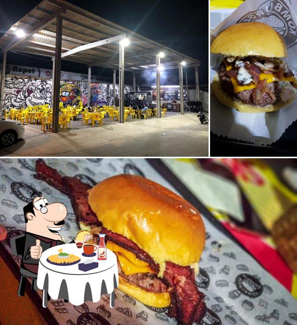 Delicie-se com um hambúrguer no LAA BURGUER GALPÃO