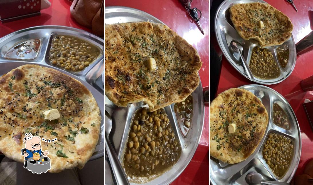 Food at AMRITSARI KULCHA HUB
