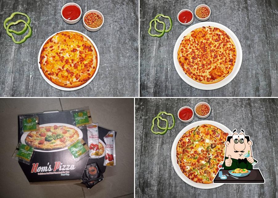 Macaroni and cheese at Hom's Pizza