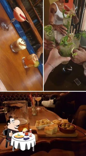 Piatto di formaggi al Moonshiners Cocktail Bar