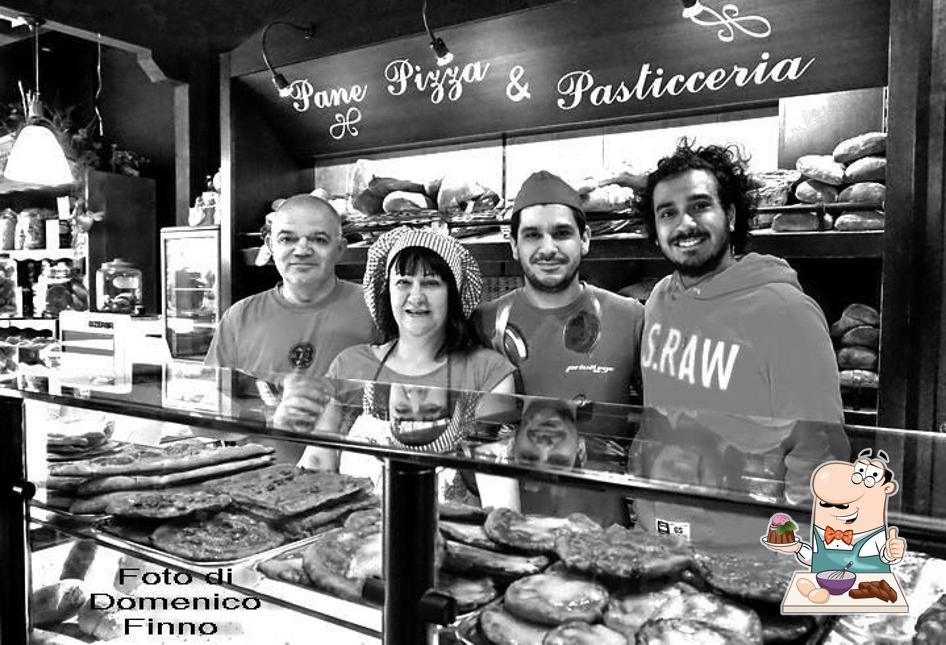 Panificio Vinciguerra Piombino Pane, Dolci, Schiaccia e Pizza artigianali offre un'ampia selezione di dolci