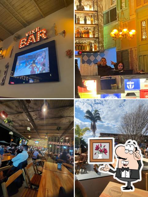 O interior do Vixe - Mais um bar