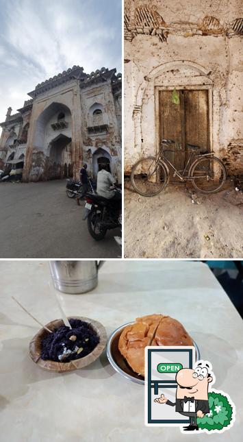 अश्फाक टी एंड लस्सी कॉर्नर is distinguished by exterior and food