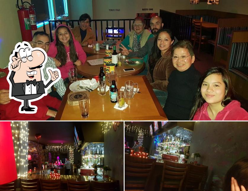 O interior do Mr. Texas Pizza