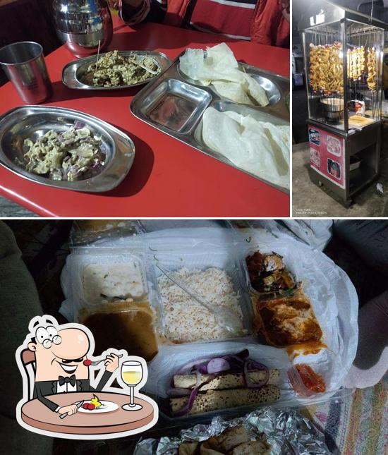 Food at Manoj Naan Wala