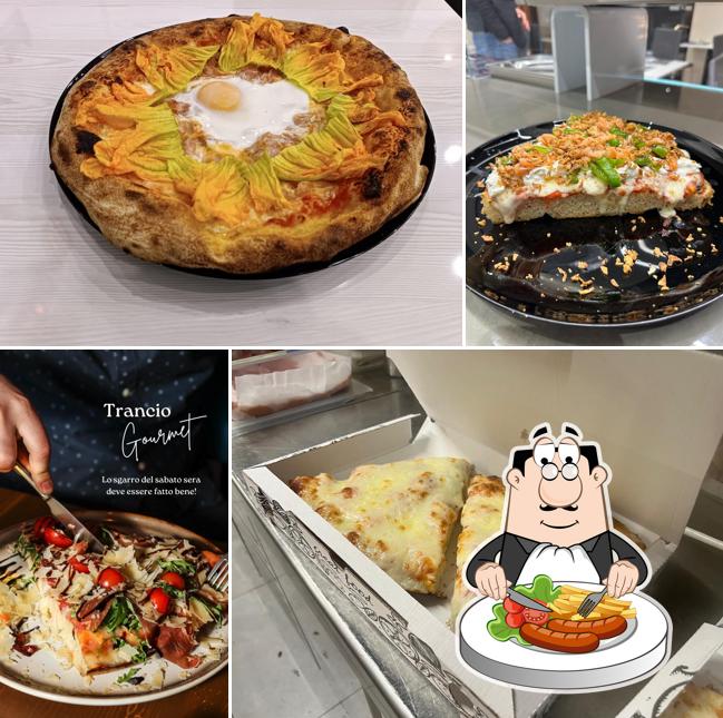 Platti al Pizzeria degli Artisti (Pizza Al Trancio) e (Tradizionale)
