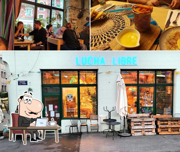 La interni e cibo del ristorante