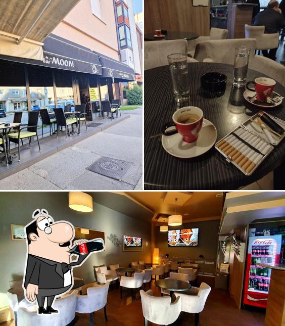 Caffè al Caffe Bar Moon