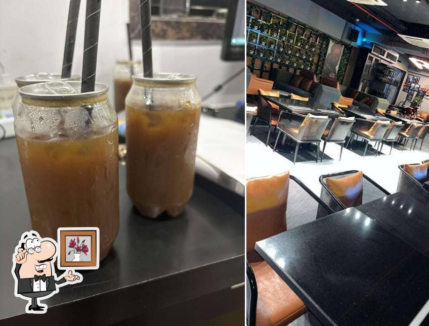 Check out how Cafe Mewaco looks inside